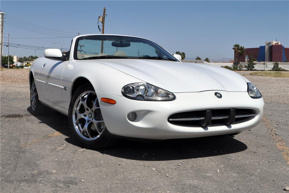 1999 JAGUAR XK8 CONVERTIBLE