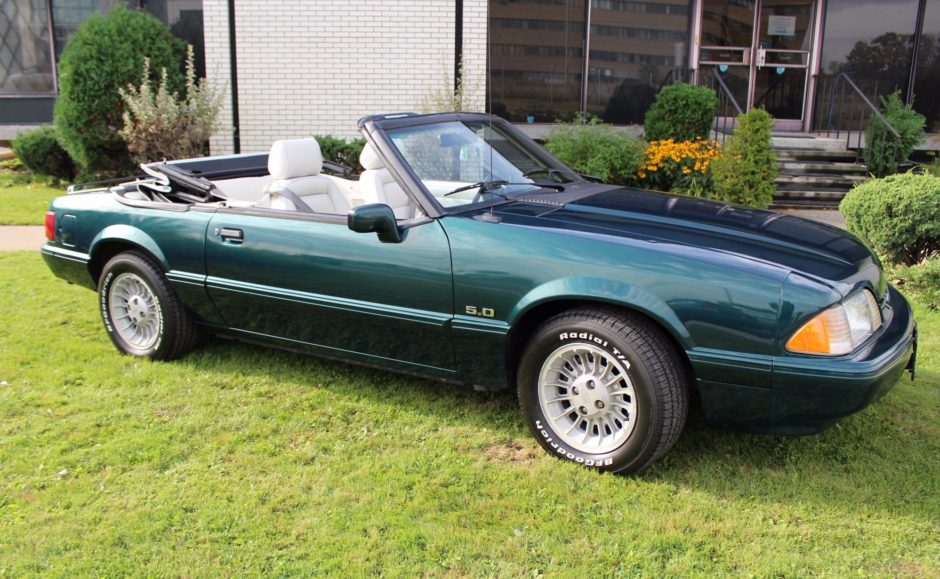 1990 Ford Mustang LX 5.0 7-Up Edition Convertible