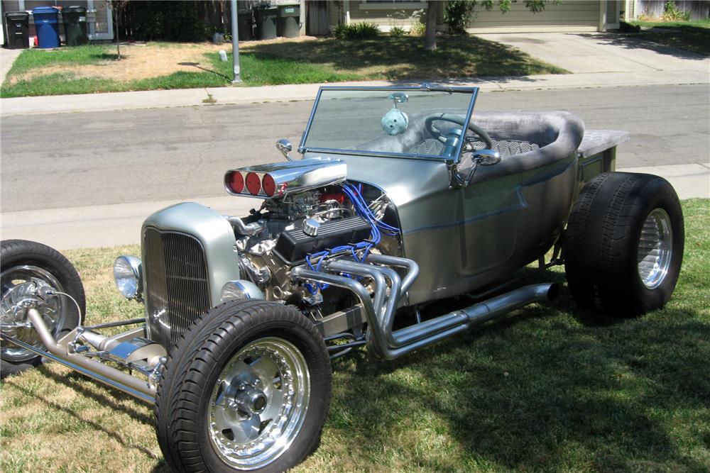 1922 FORD T-BUCKET ROADSTER