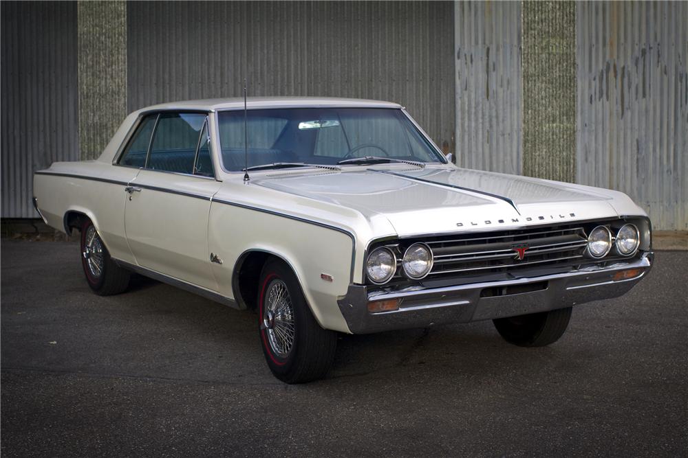 1964 OLDSMOBILE 442 COUPE