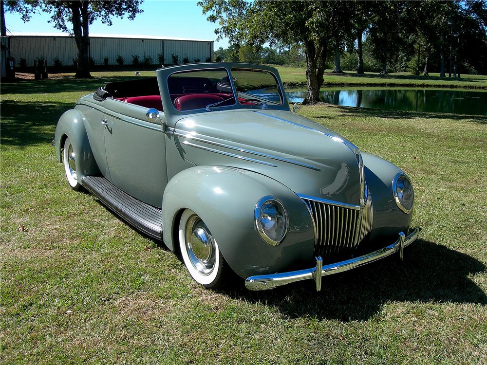 1939 FORD DELUXE CUSTOM CONVERTIBLE