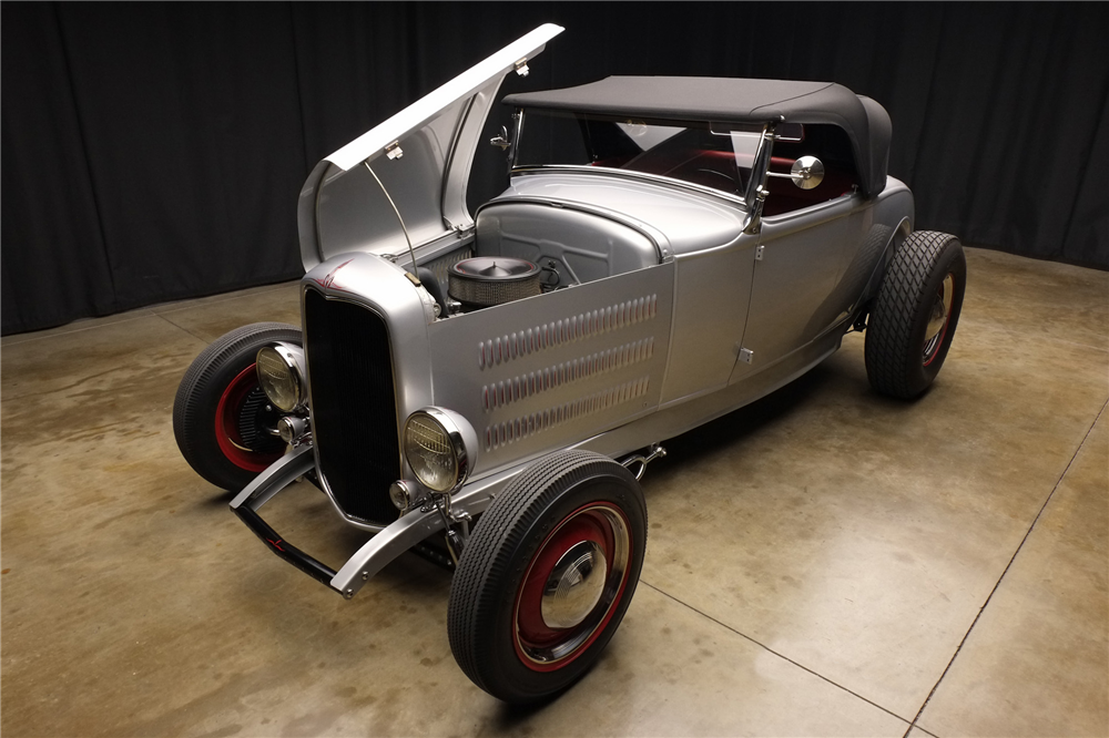 1930 FORD ROADSTER 