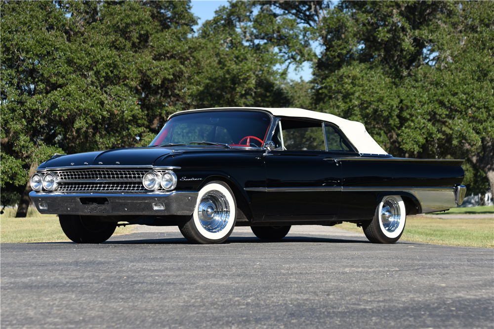 1961 FORD GALAXIE SUNLINER CONVERTIBLE