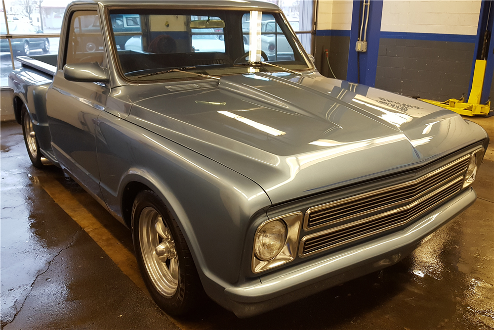 1968 CHEVROLET C-10 PICKUP