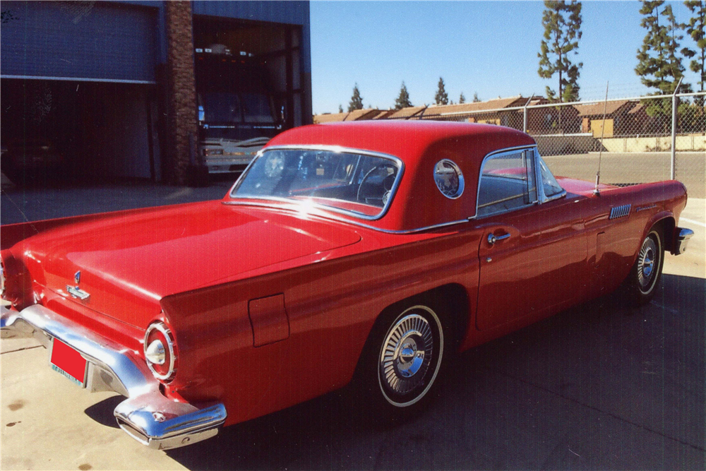 1957 FORD THUNDERBIRD CONVERTIBLE