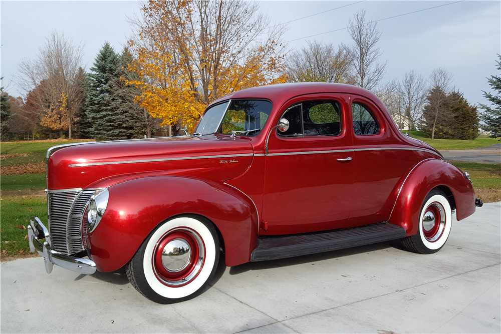 1940 FORD CUSTOM COUPE
