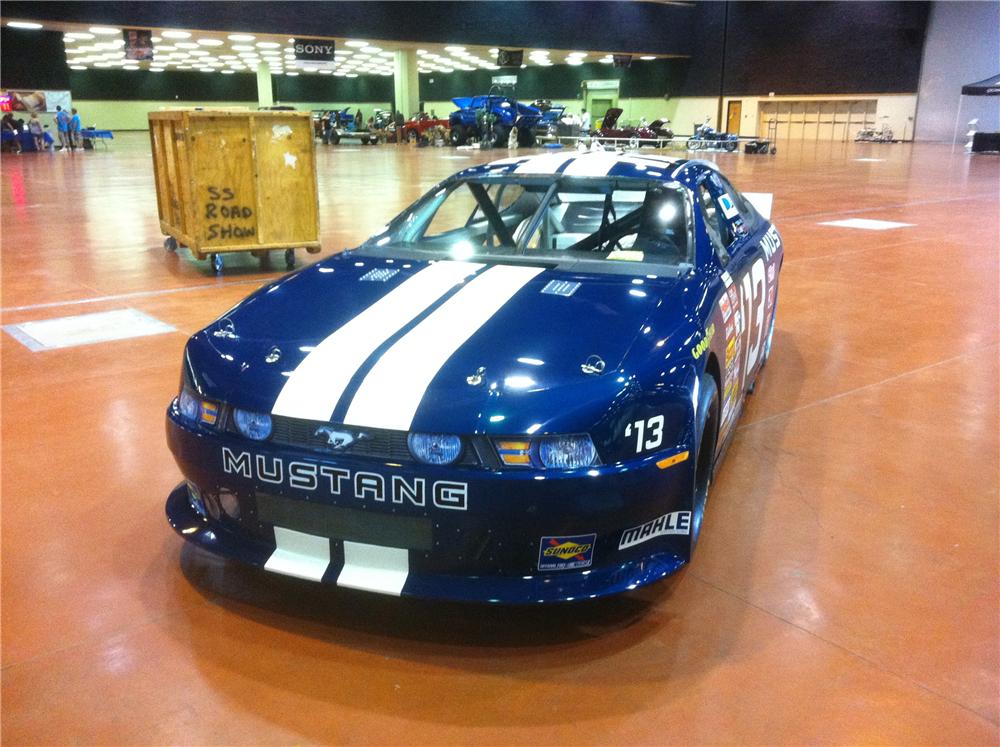 2013 FORD MUSTANG NASCAR SPRINT CUP CAR