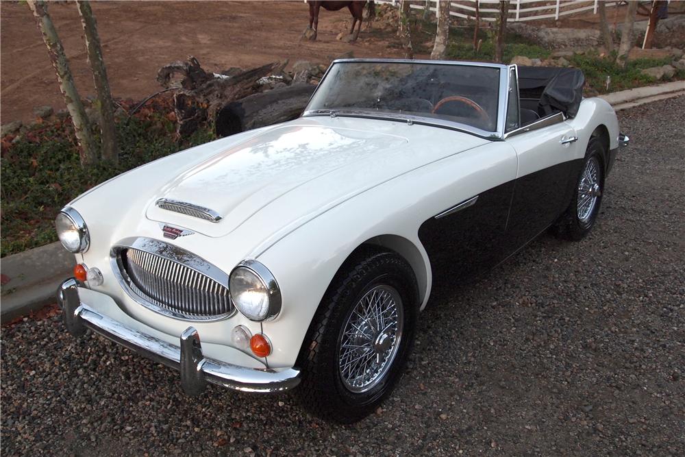 1966 AUSTIN-HEALEY BJ8 CONVERTIBLE