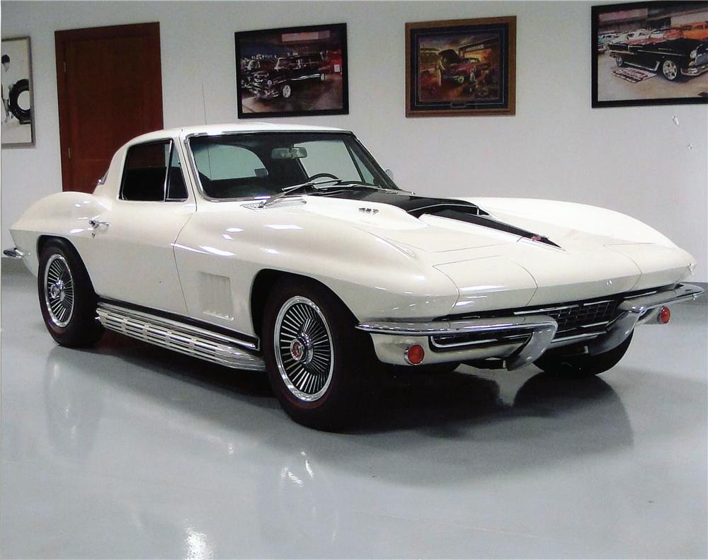 1967 CHEVROLET CORVETTE 2 DOOR COUPE