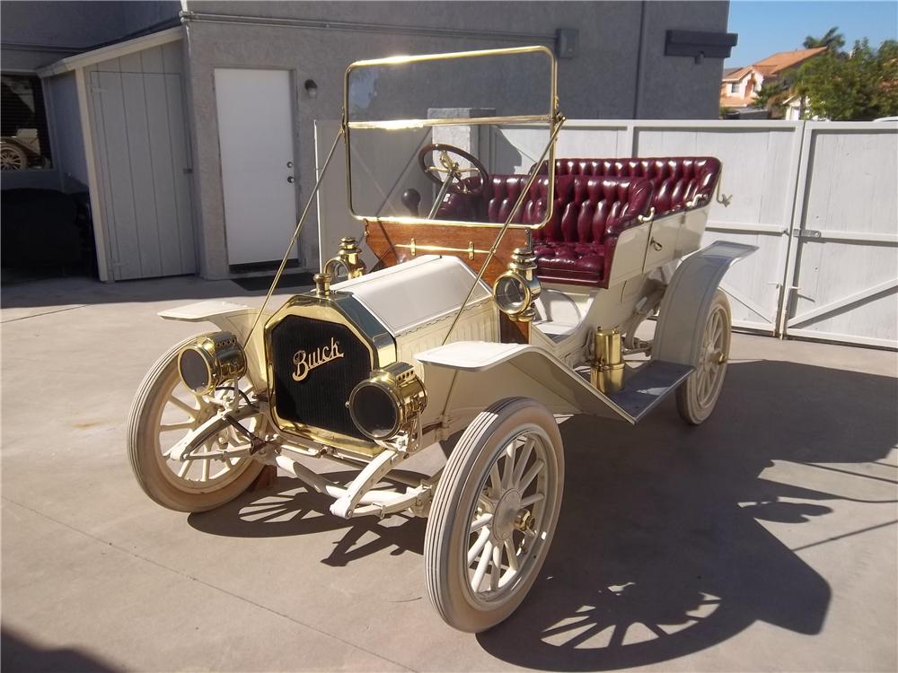 1910 BUICK 10 TOURING