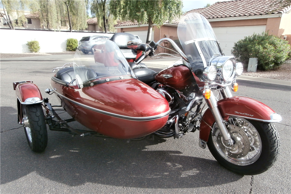2005 HARLEY-DAVIDSON ROAD KING WITH ULTRA SIDECAR