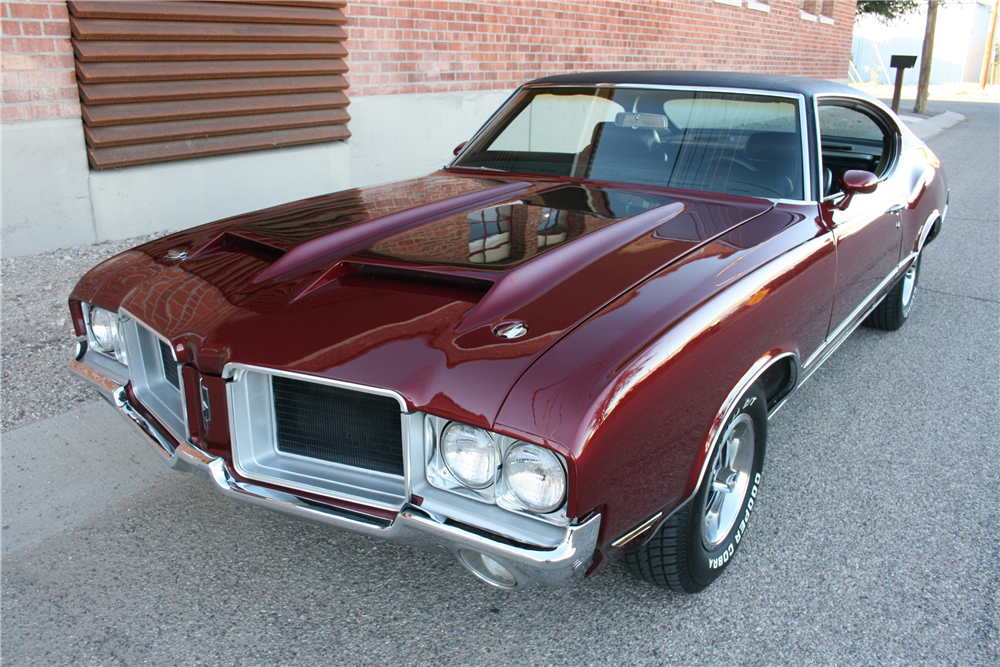 1970 OLDSMOBILE CUTLASS 