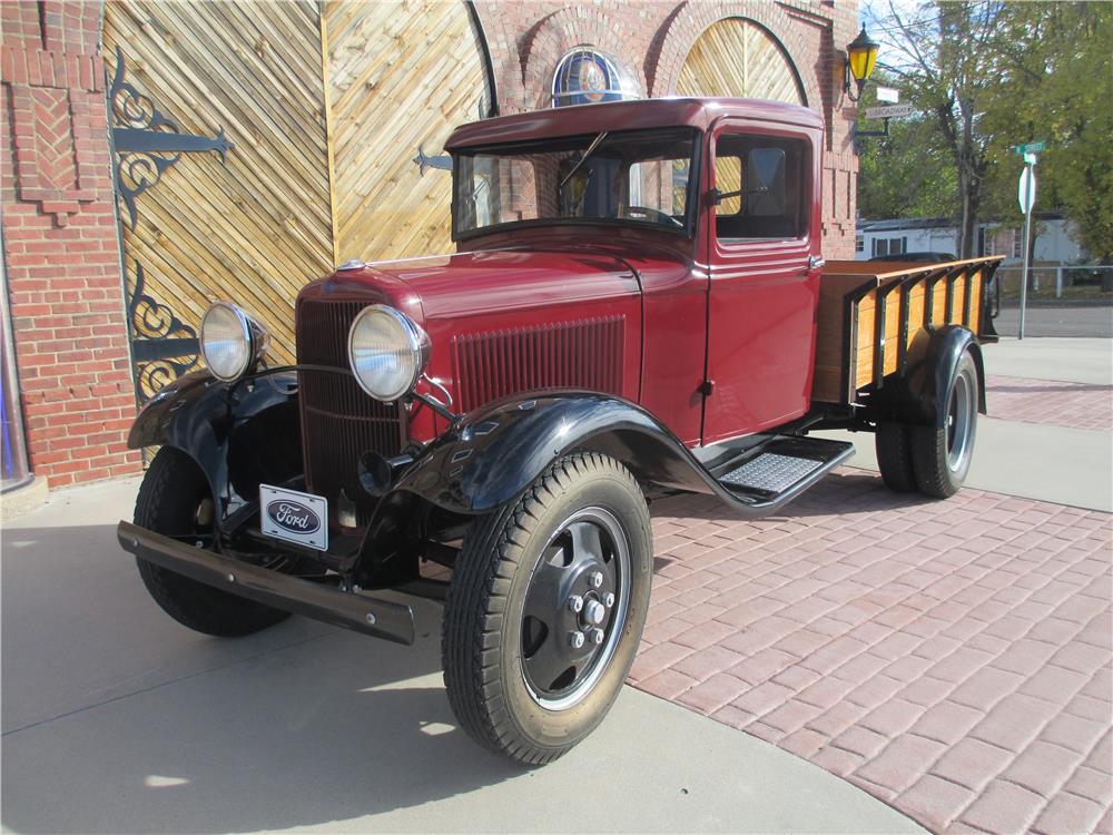 1932 FORD ONE-TON PICKUP