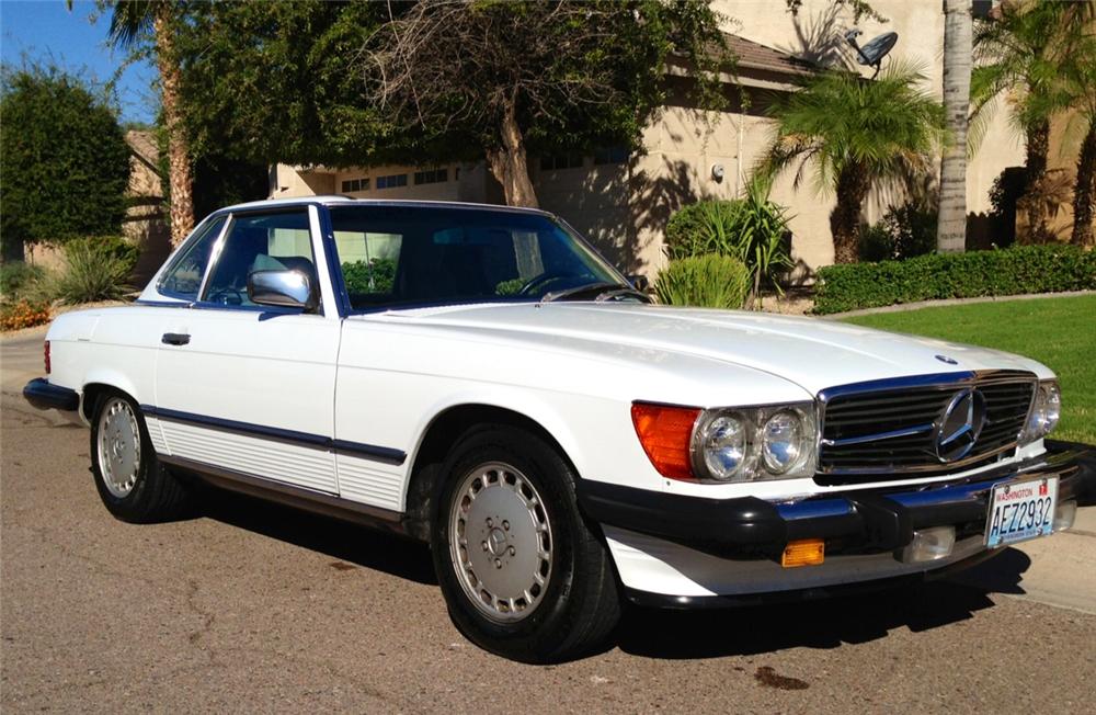 1986 MERCEDES-BENZ 560SL CONVERTIBLE