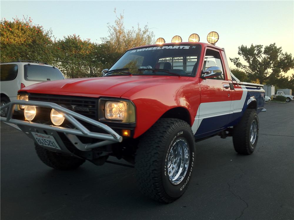 1982 Toyota custom pickup