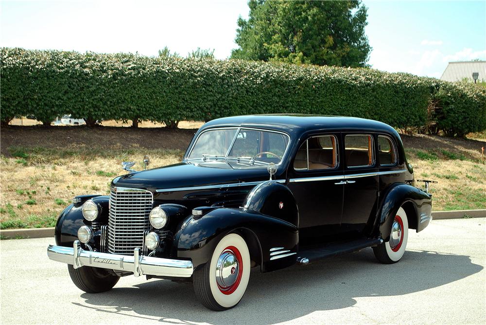 1938 CADILLAC V16 SEDAN