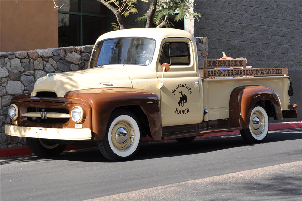 1954 INTERNATIONAL HARVESTER R-110 PICKUP