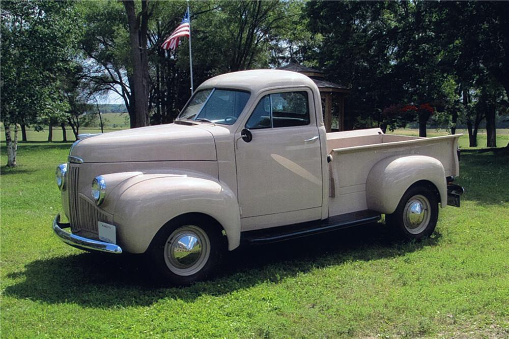 1946 STUDEBAKER PICKUP