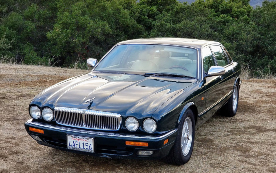 No Reserve: 1995 Jaguar Vanden Plas