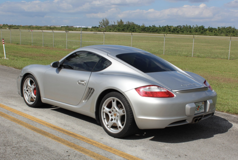 2006 Porsche Cayman S 6-Speed