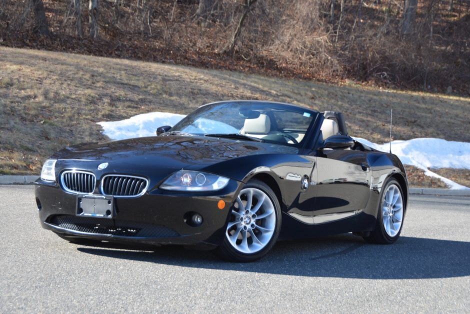 No Reserve: 45K-Mile 2005 BMW Z4 5-Speed