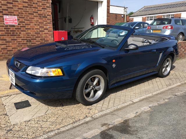 1999 Ford Mustang GT Convertible - Ltd Edition 35th Anniversary