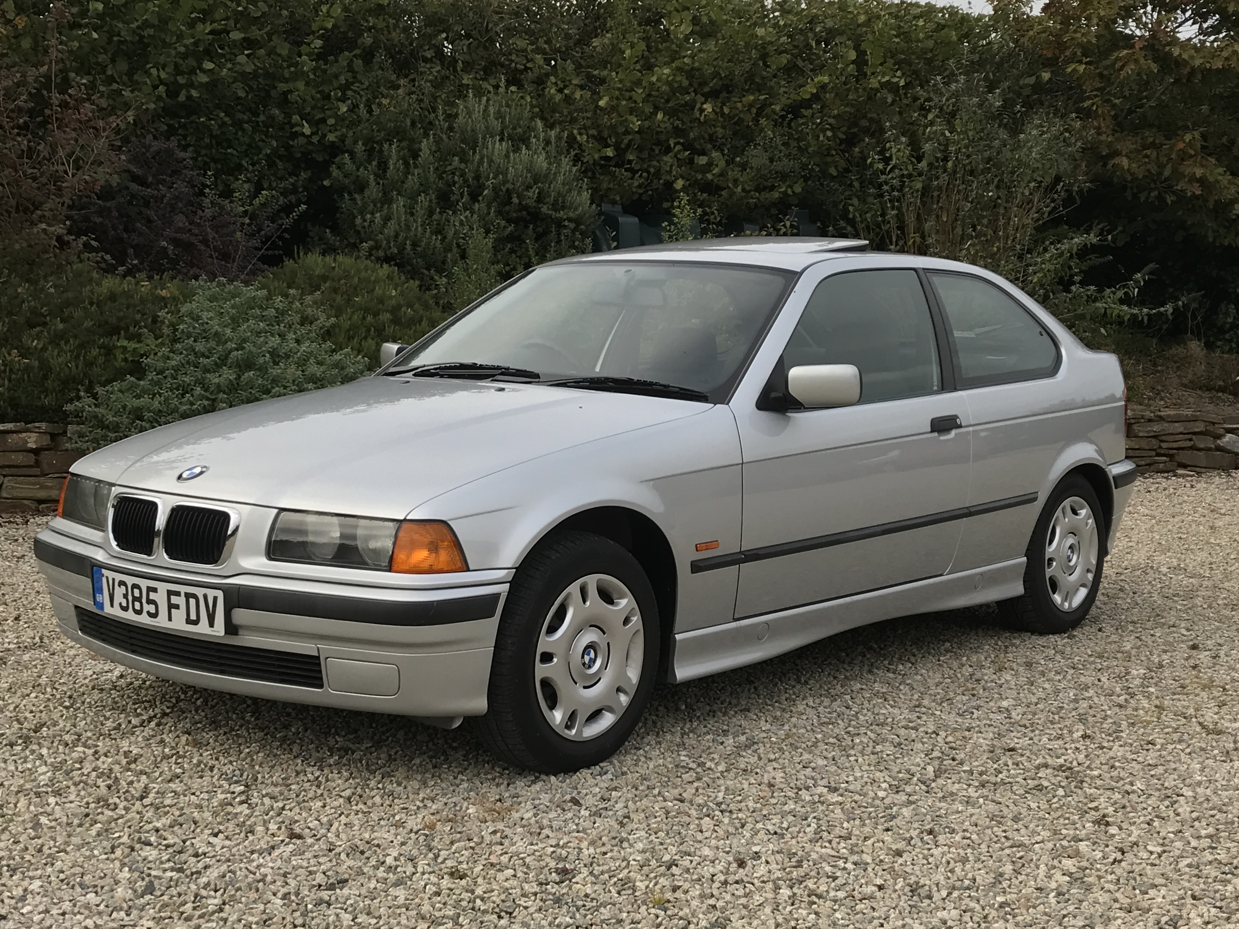 1999 BMW 316i Compact