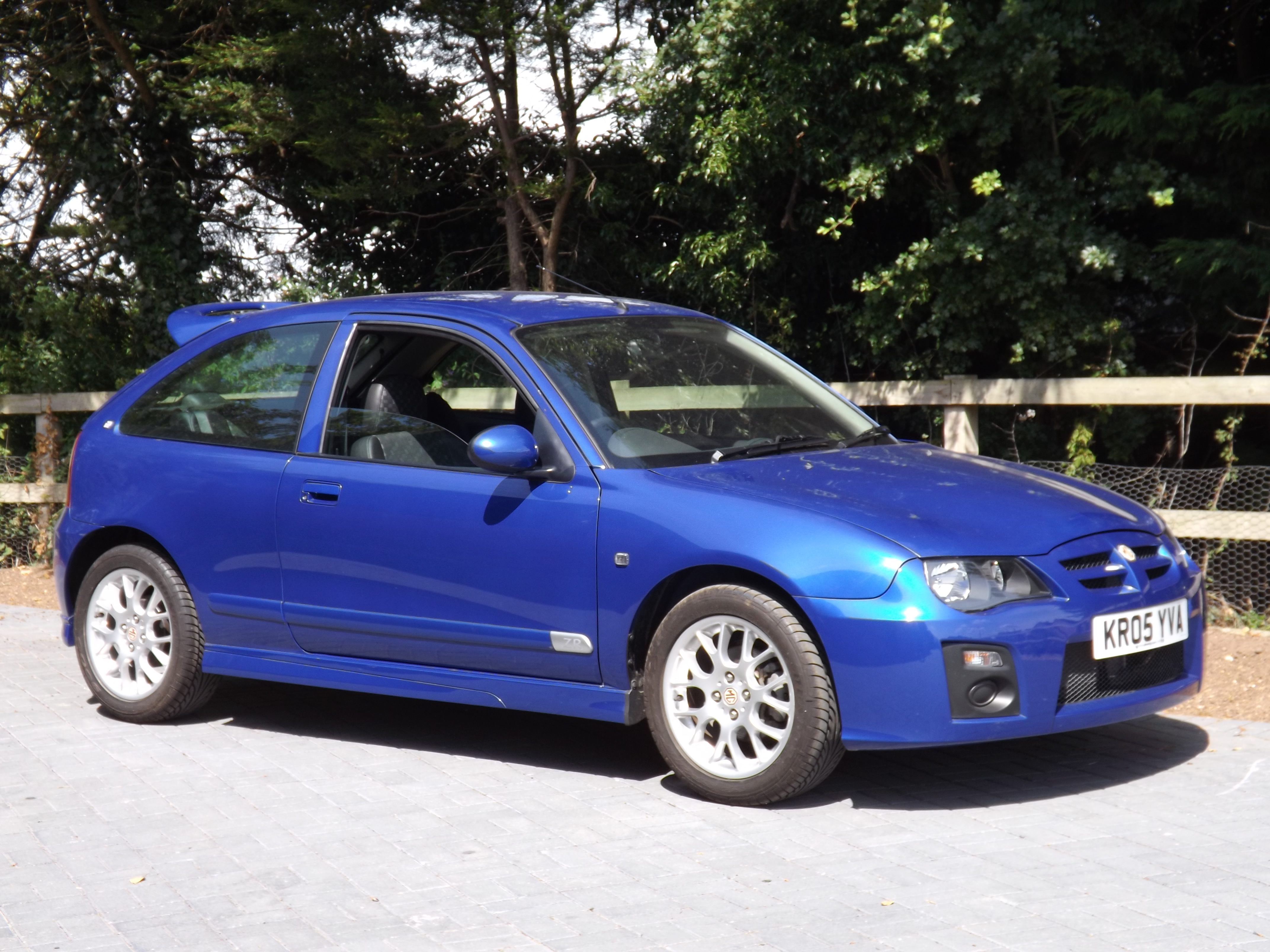 2005 MG ZR105