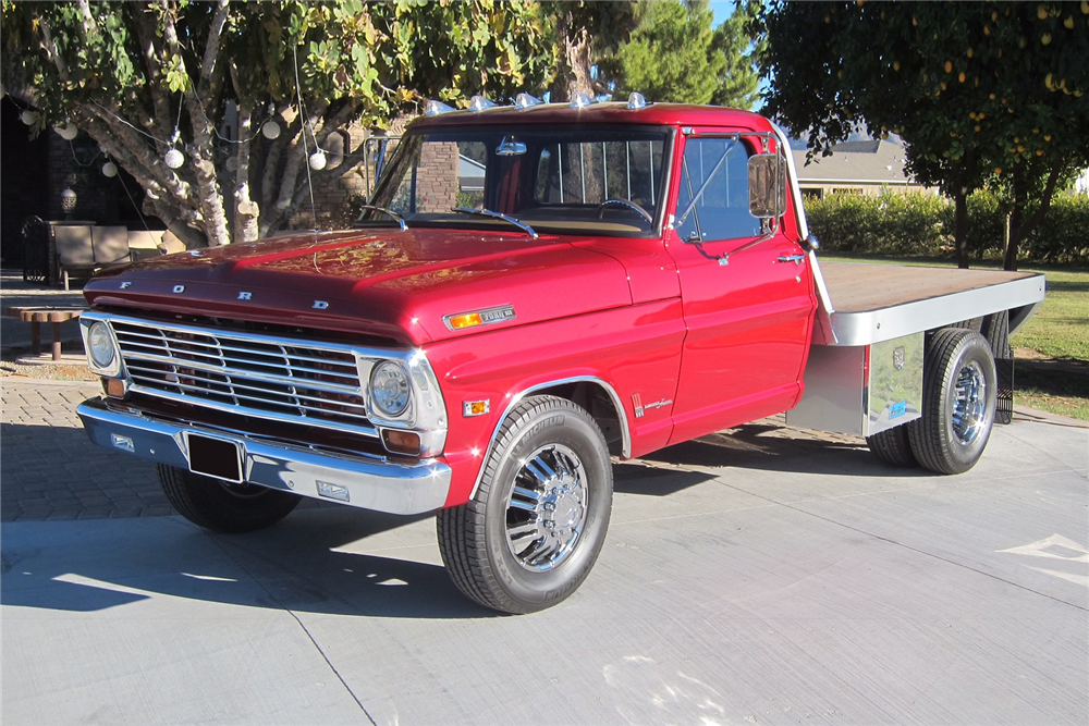 1969 FORD F-350 FLATBED TRUCK
