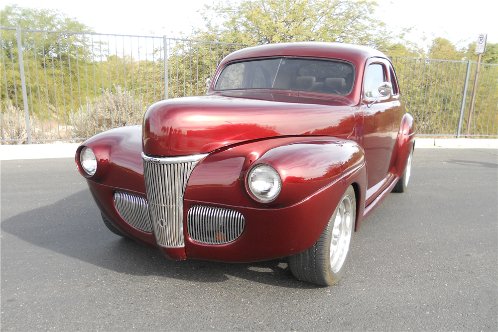1941 FORD SUPER DELUXE CUSTOM COUPE