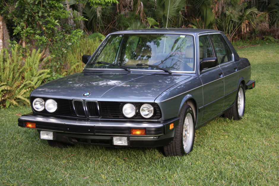 No Reserve: 1988 BMW 528e