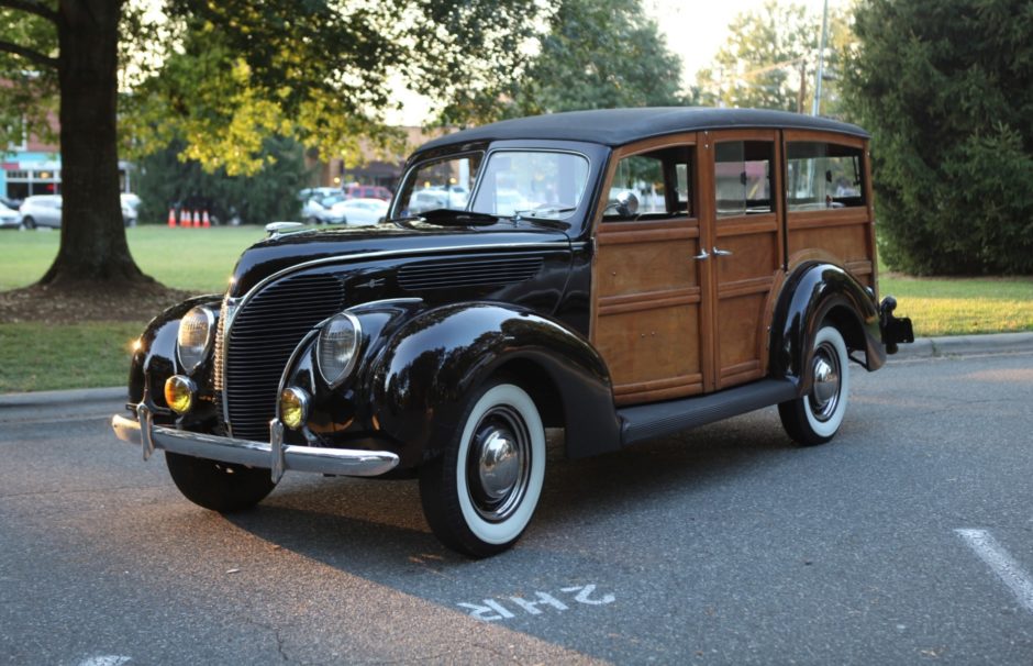 1938 Ford Woodie Station Wagon