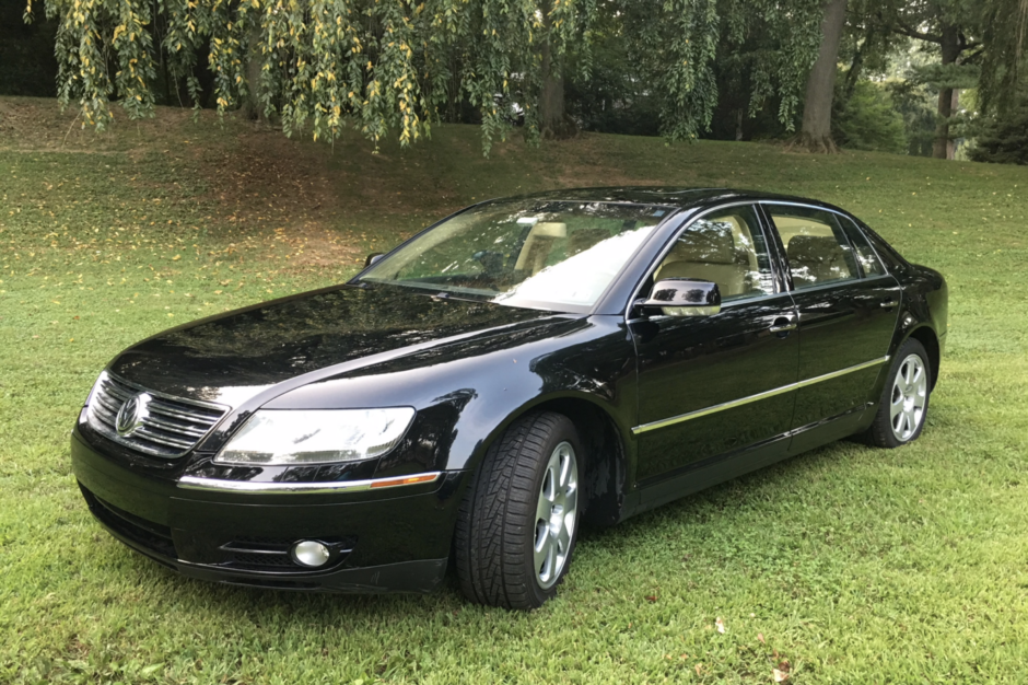 35K-Mile 2004 Volkswagen Phaeton V8