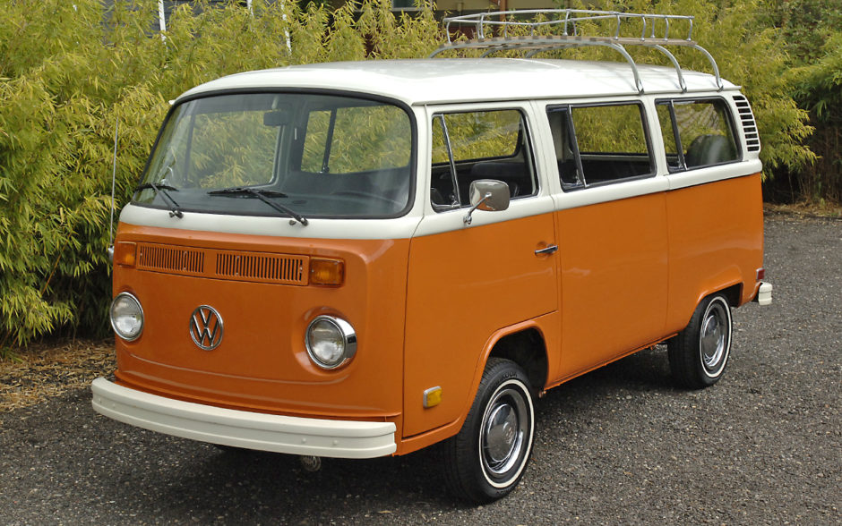 No Reserve: 1973 Volkswagen Type 2 Bus