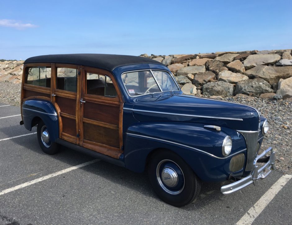 1941 Ford Super Deluxe Woodie Station Wagon