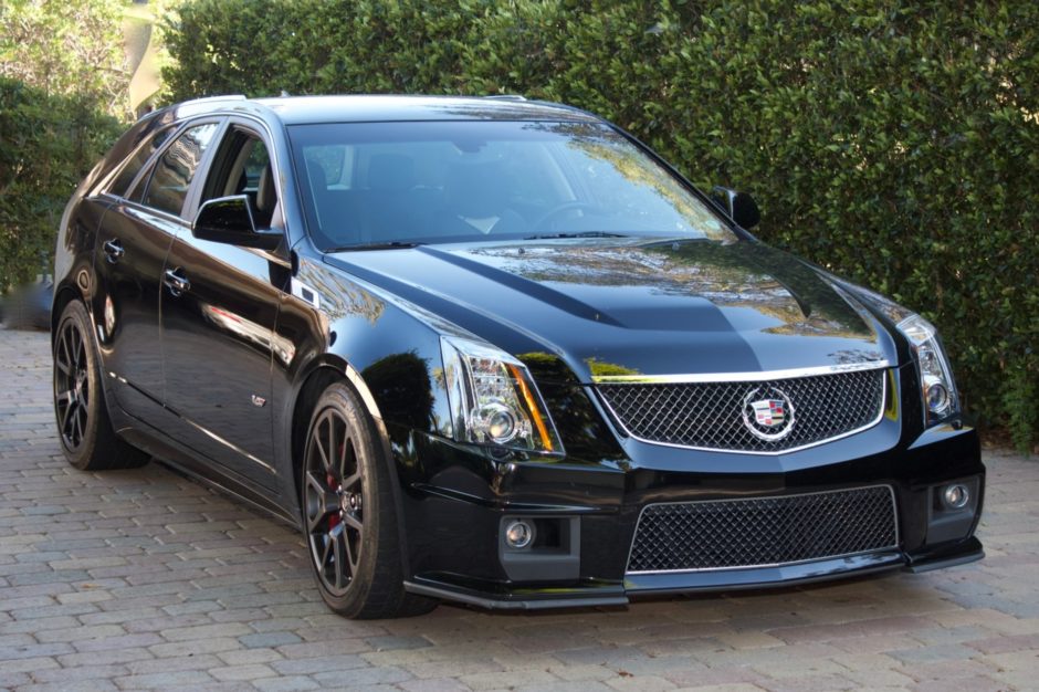 5k-Mile 2014 Cadillac CTS-V Wagon