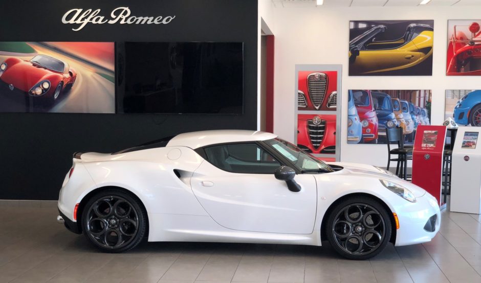 248-Mile 2017 Alfa Romeo 4C Coupe