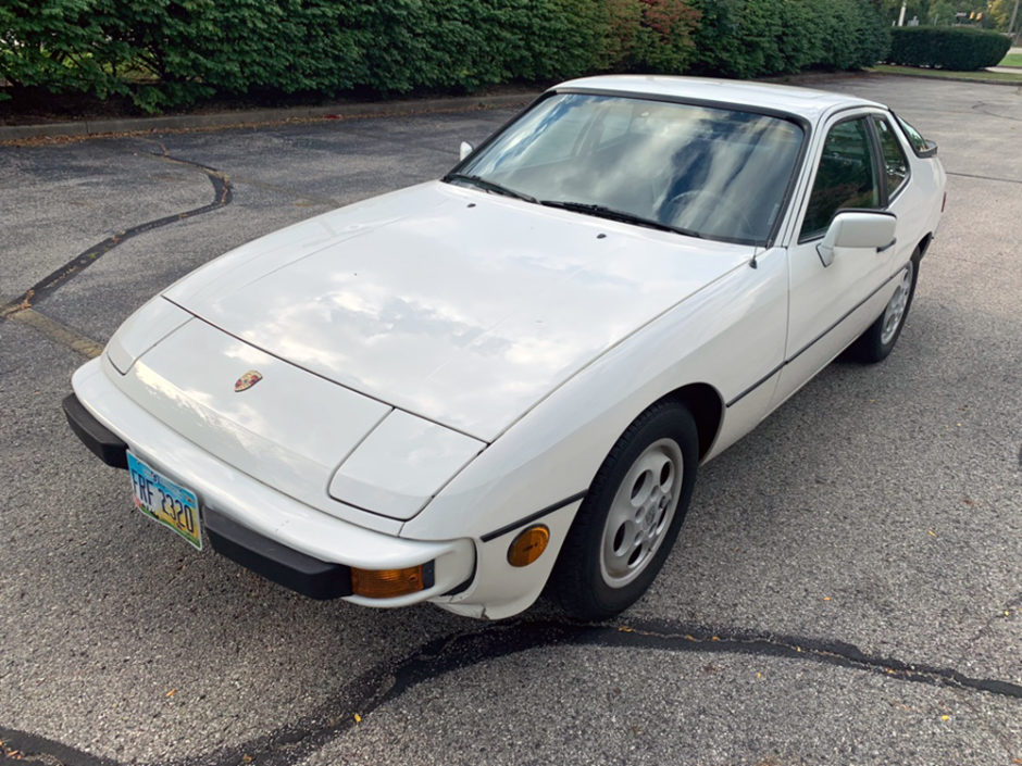 No Reserve: 1987 Porsche 924S