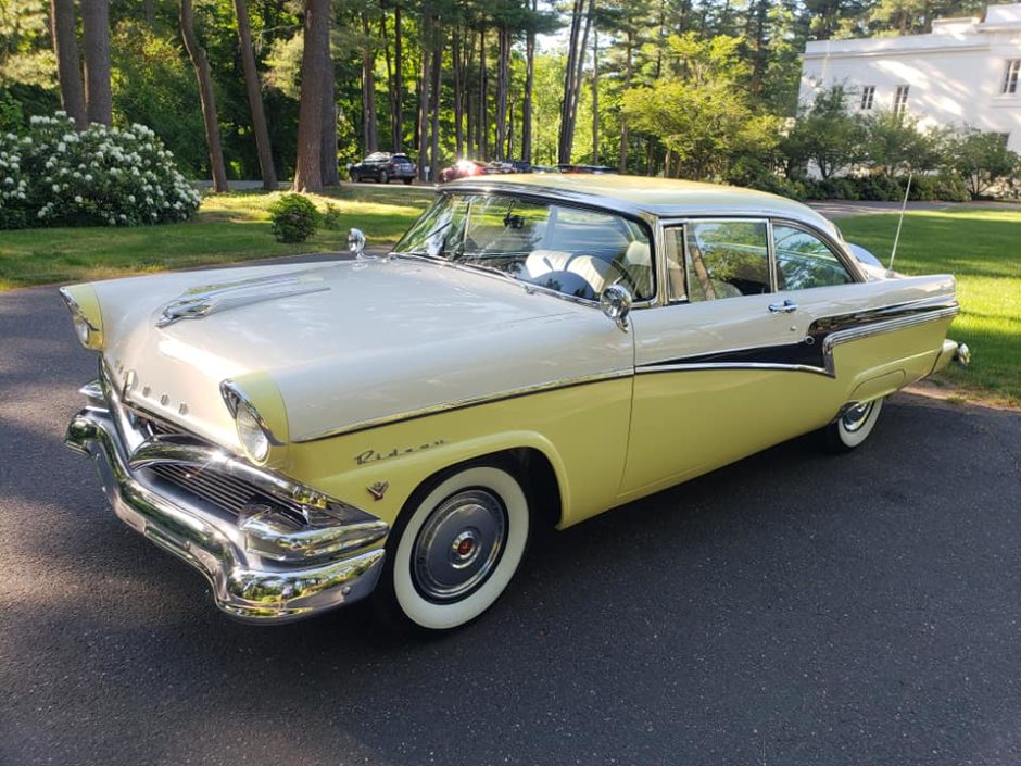 1956 Meteor Rideau Victoria