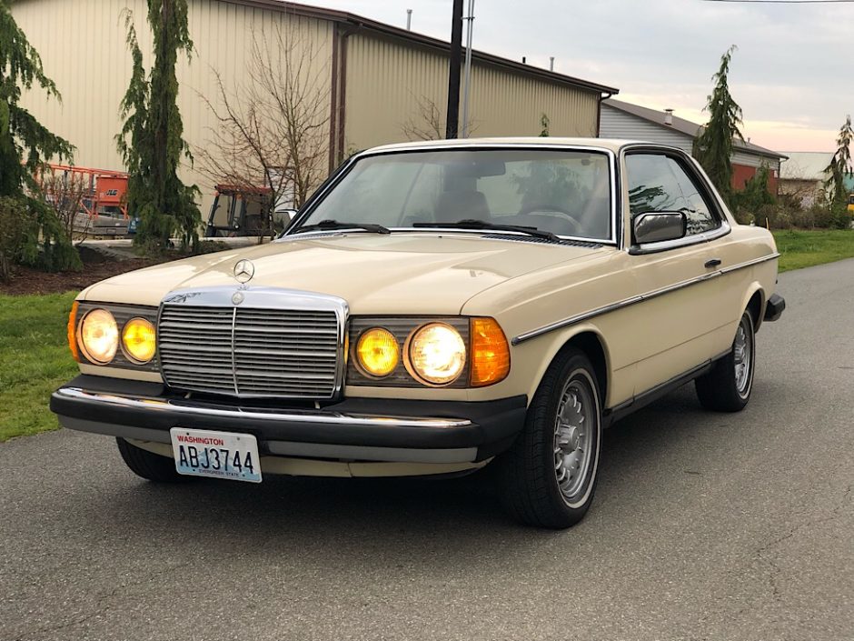 No Reserve: 1982 Mercedes-Benz 300CD Turbo