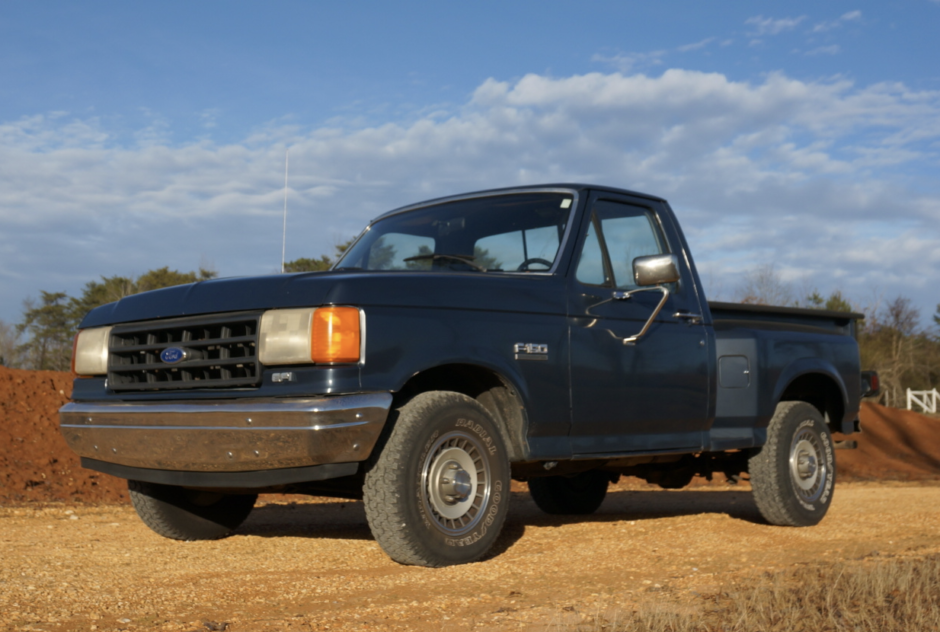 No Reserve: 1987 Ford F150 Flareside