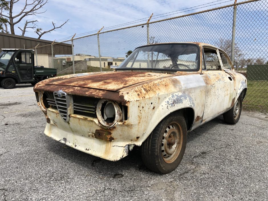 No Reserve: 1967 Alfa Romeo Giulia Sprint GT Veloce Project