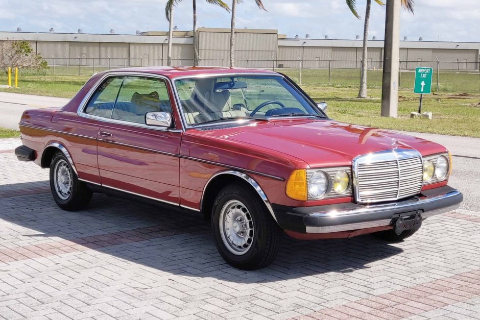 No Reserve: 1978 Mercedes-Benz 300CD